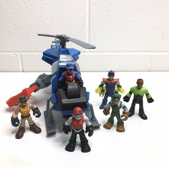 Playskool HeroesToys Jurassic World Dino Tracker Helicopter and Action Figures - Picture 8 of 12